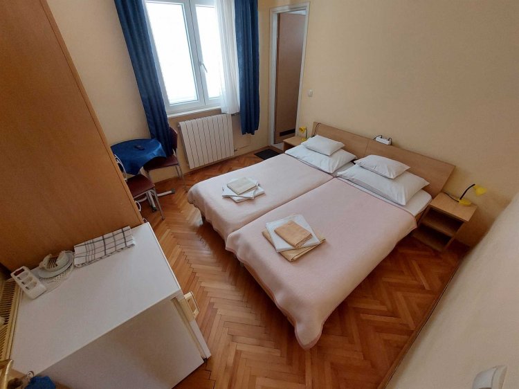 Hilda room no.3