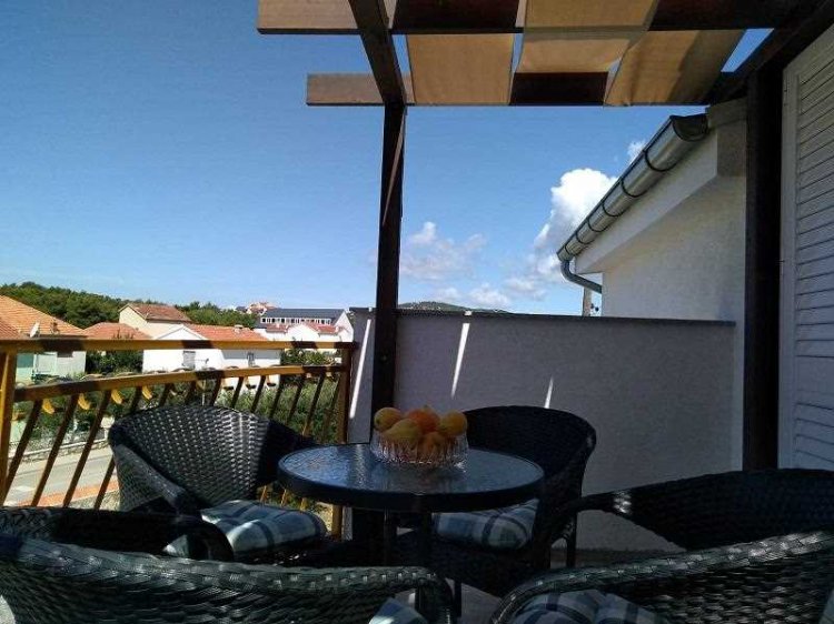 (2) Apartment Babun - A4