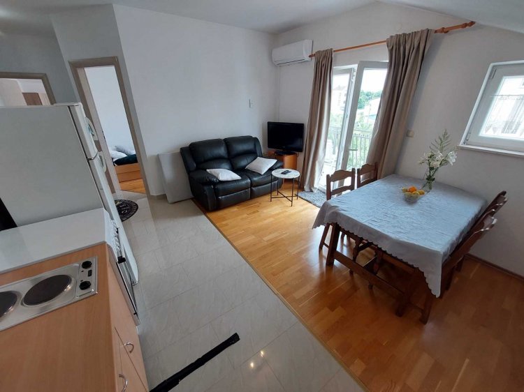 Apartment Josic Vodice