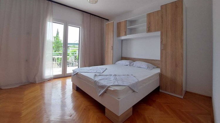 Apartment Loza 4+1 prizemlje no.1