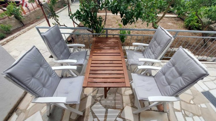 Apartment Loza 4+1 prizemlje no.1