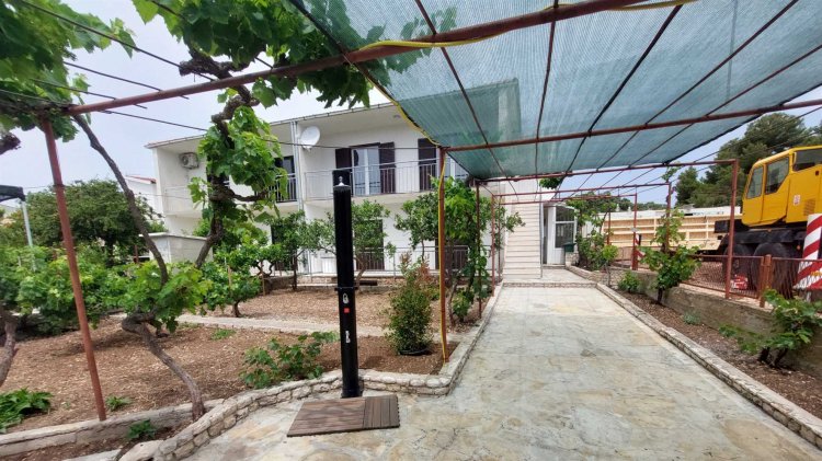 Apartment Loza 4+1 prizemlje no.1