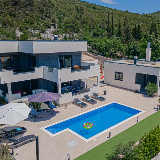 Holiday Home DayDream