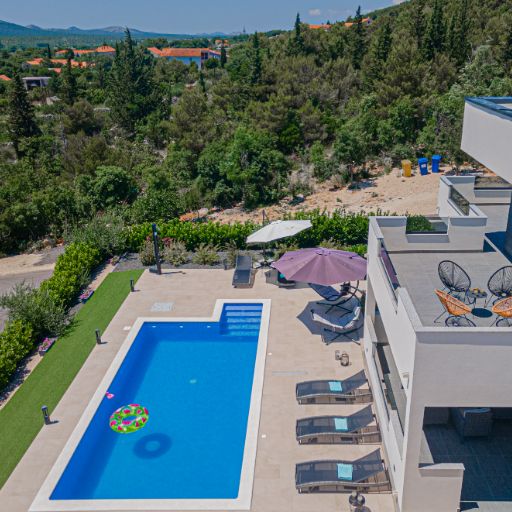 Holiday Home DayDream