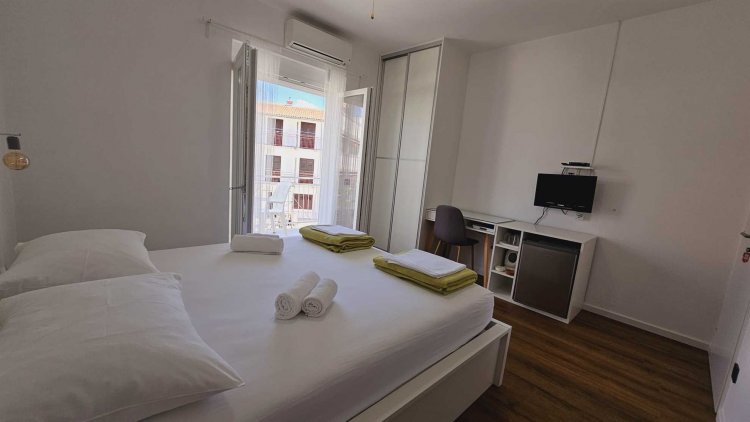 Vinko street view no.4