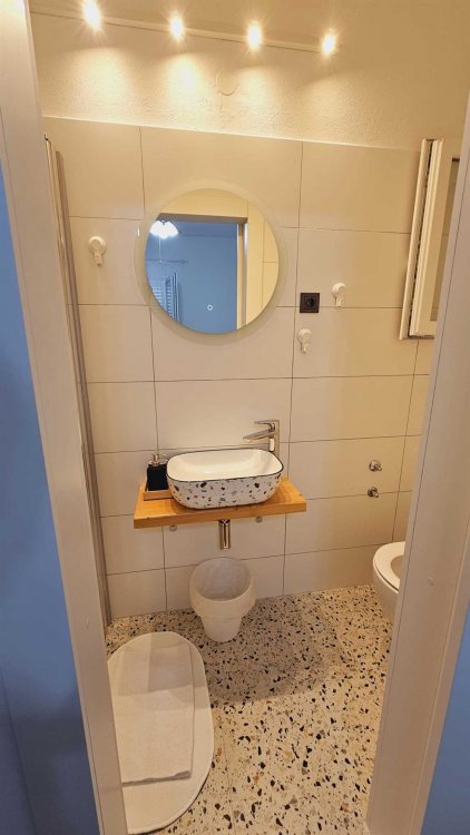 Vinko street view no.4