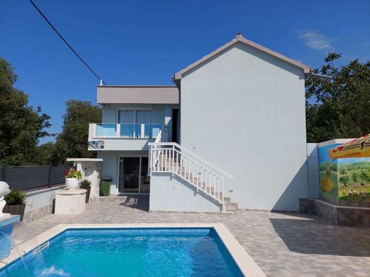 Holiday Home Delfin Primošten