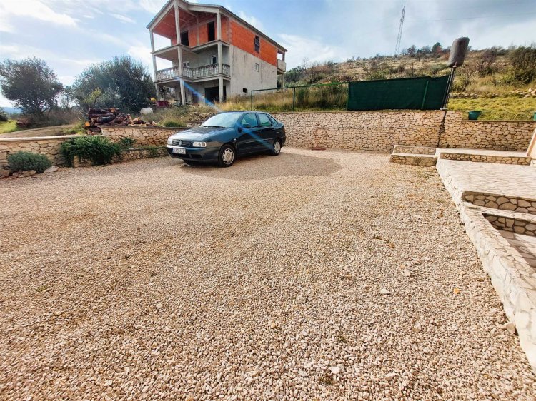 Raslina app A2+1 no.1