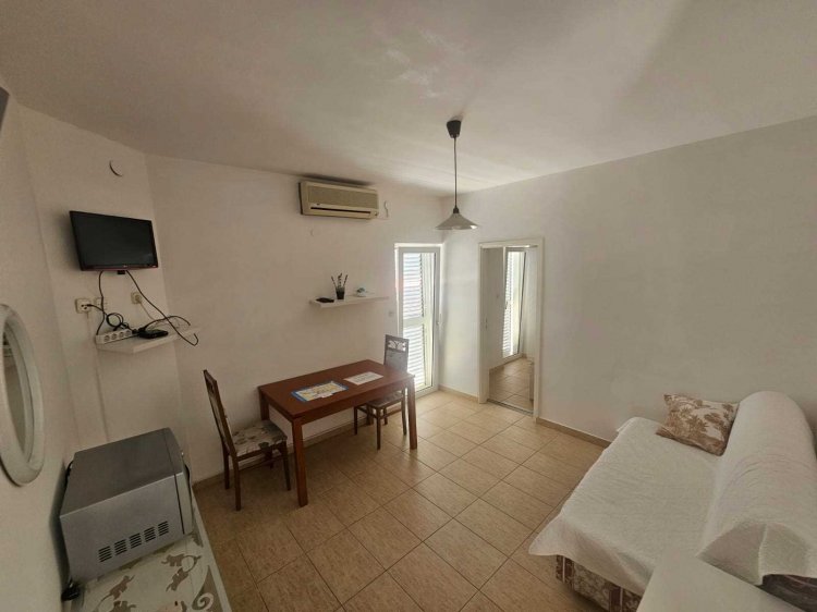 App Kraljevic A2+2 (A1L)