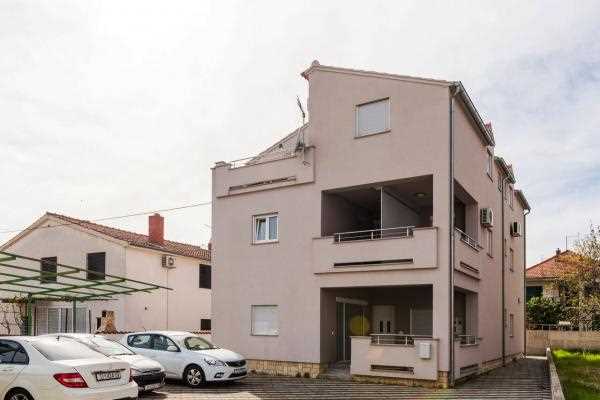 Apartment Beni A2+2 no.2