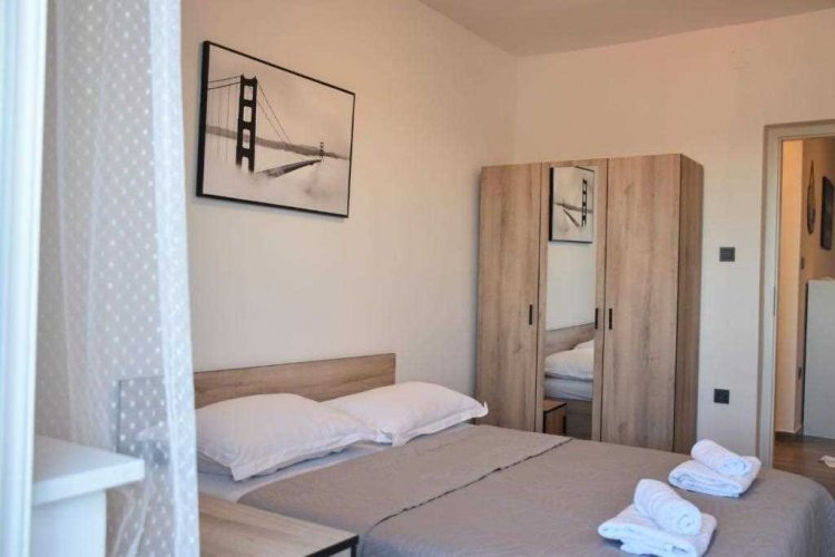 Apartment Dante A4 no.1