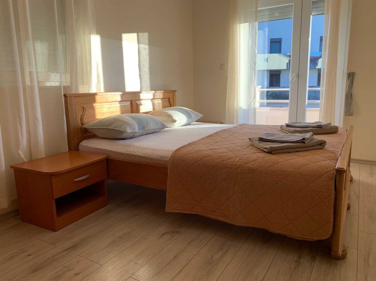 Baric app no.1 (1050-FVB)