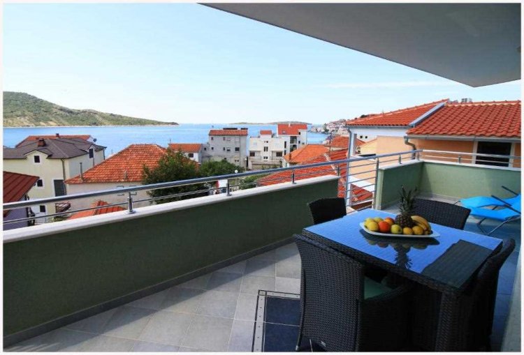 Apartment Sjor A2+2 Primosten